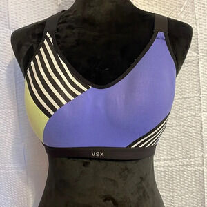 Victoria’s Secret VSX Sport Bra Size 34C
